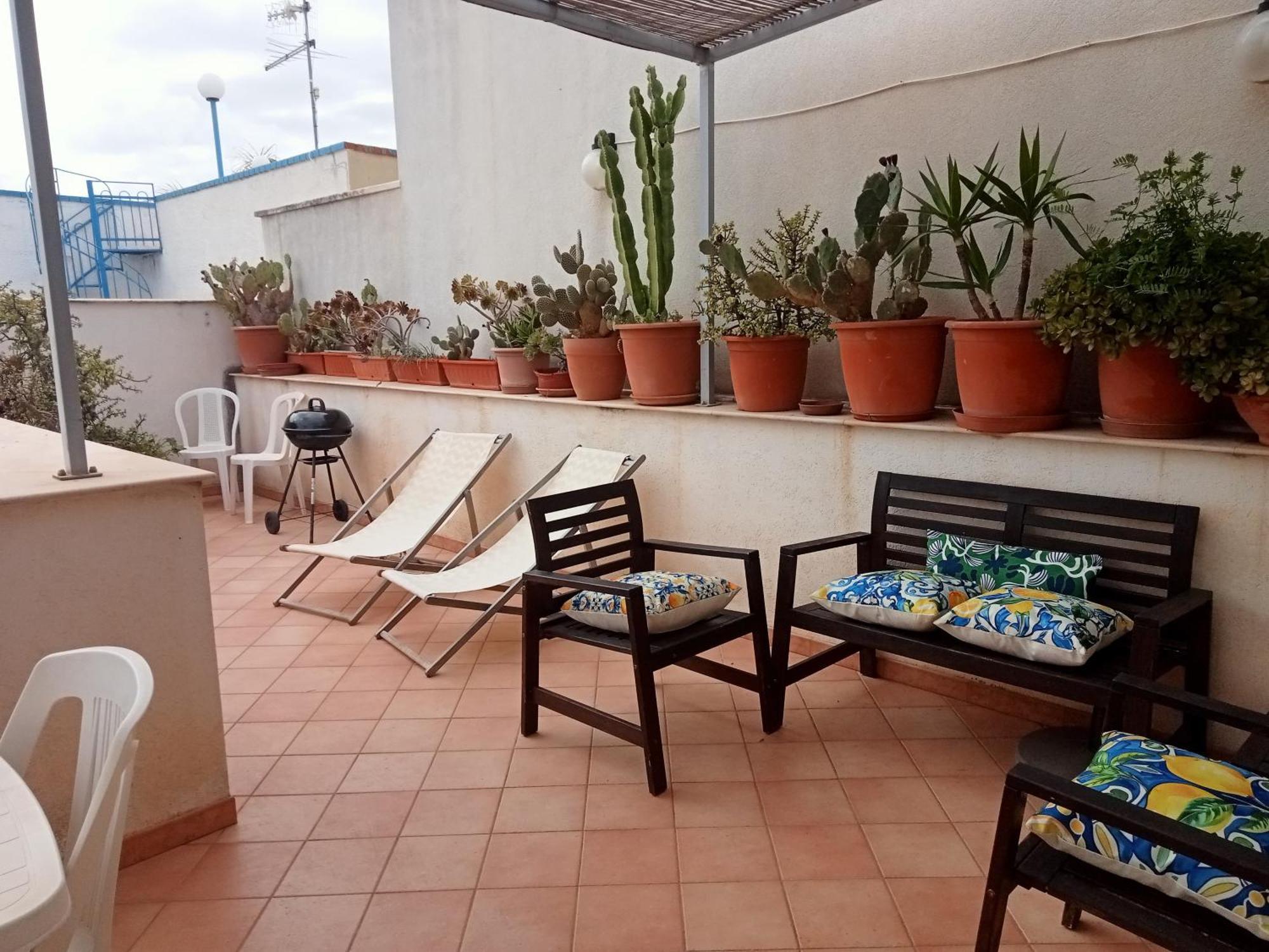 Case Colombo E Mattarella: Central Apartments with Wi-Fi and Free Parking San Vito Lo Capo Exterior photo
